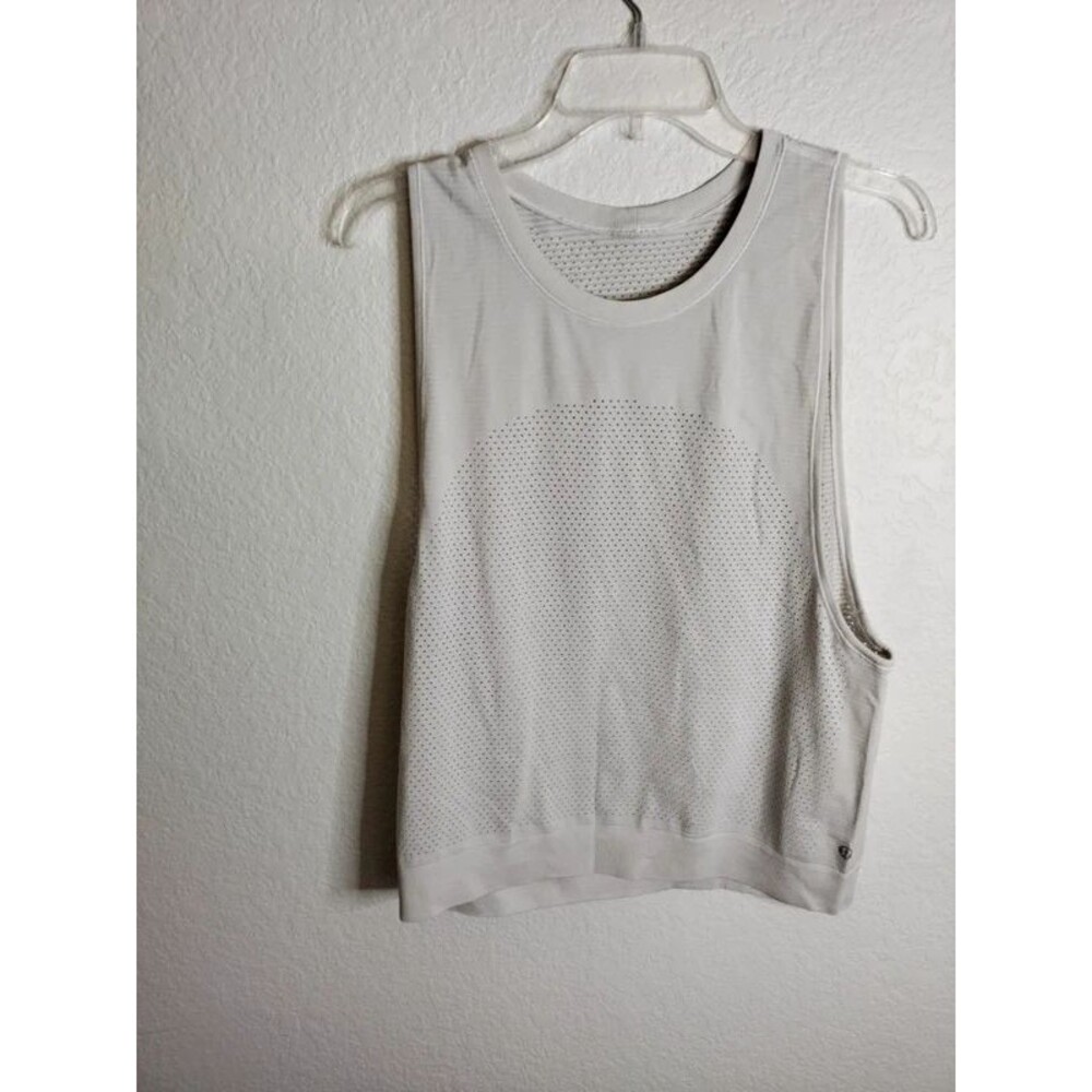 Lululemon Breeze By Muscle Tank II sz 6